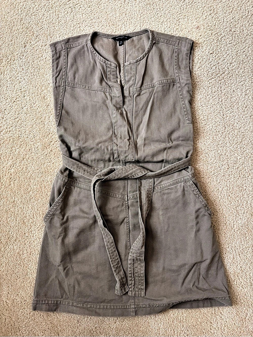 Banana Republic Mini Belted Dress Gray Size XS Like New